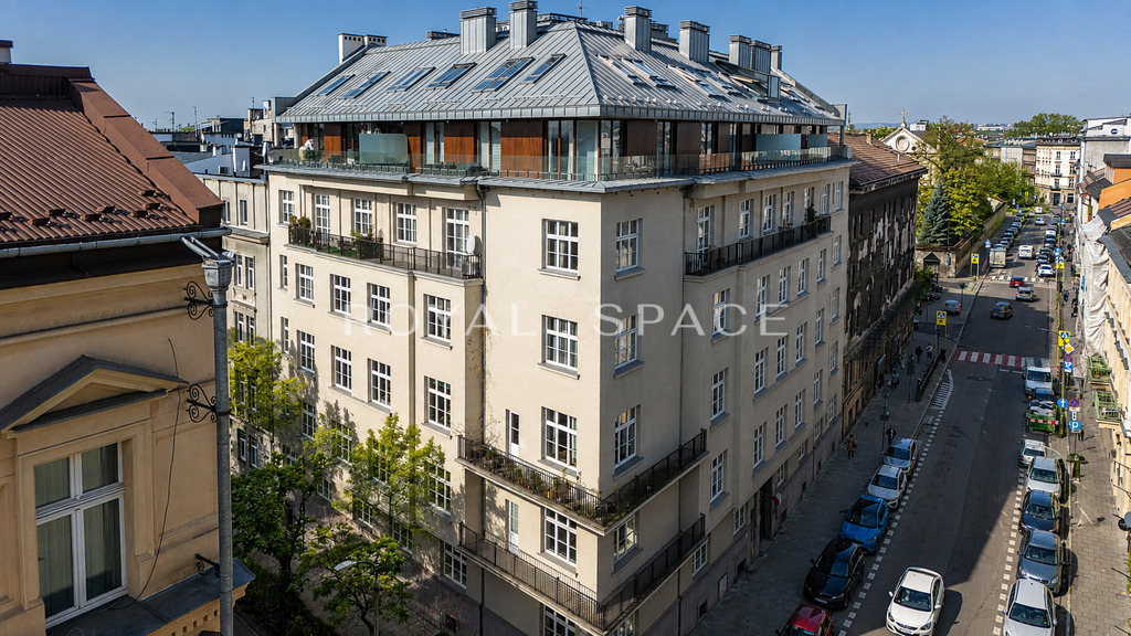 Narożny apartament z 2 balkonami w sercu krakowa!