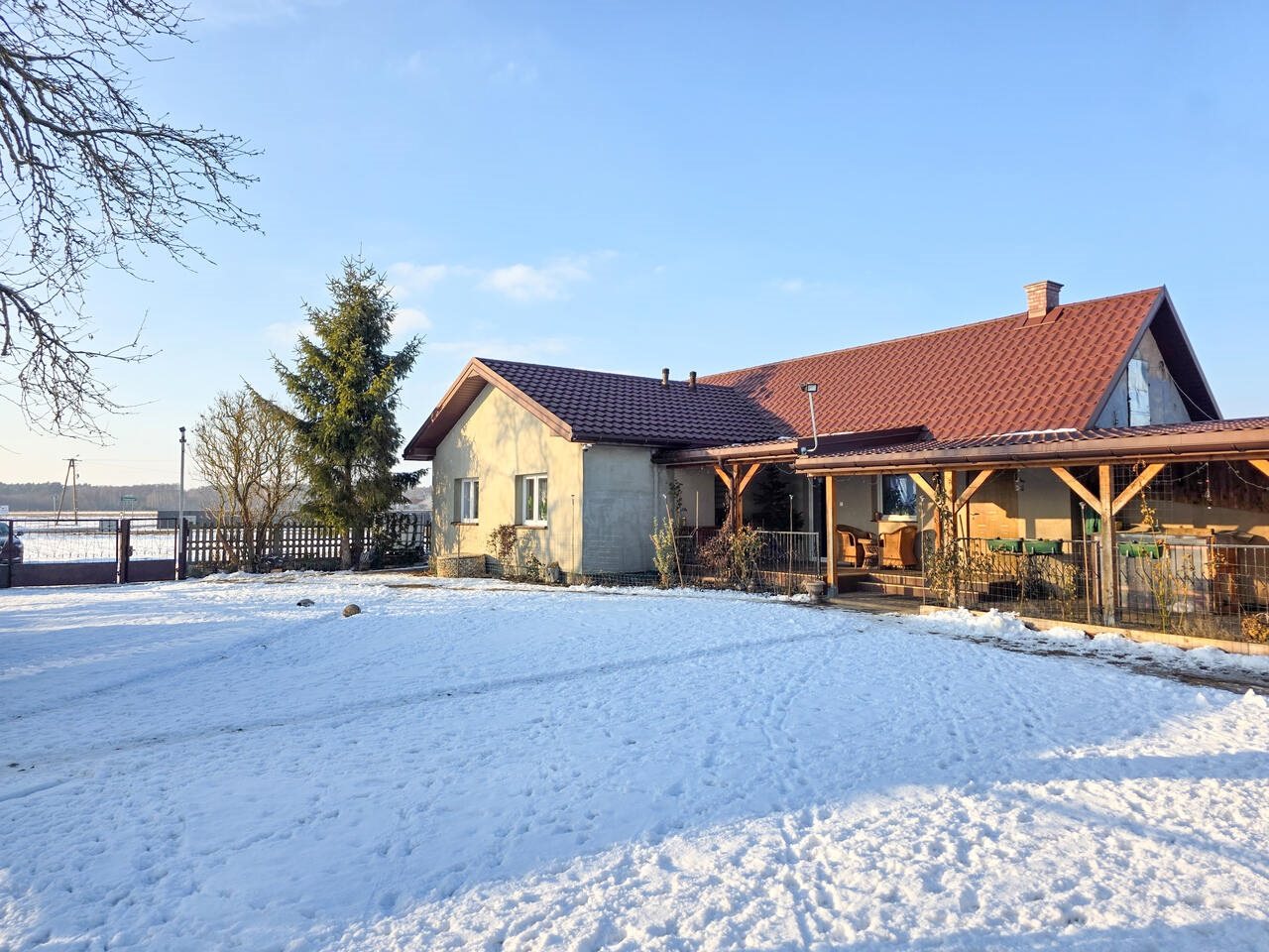 Dom 87m2 z dużą działką rolną 1,2746ha majaczewice