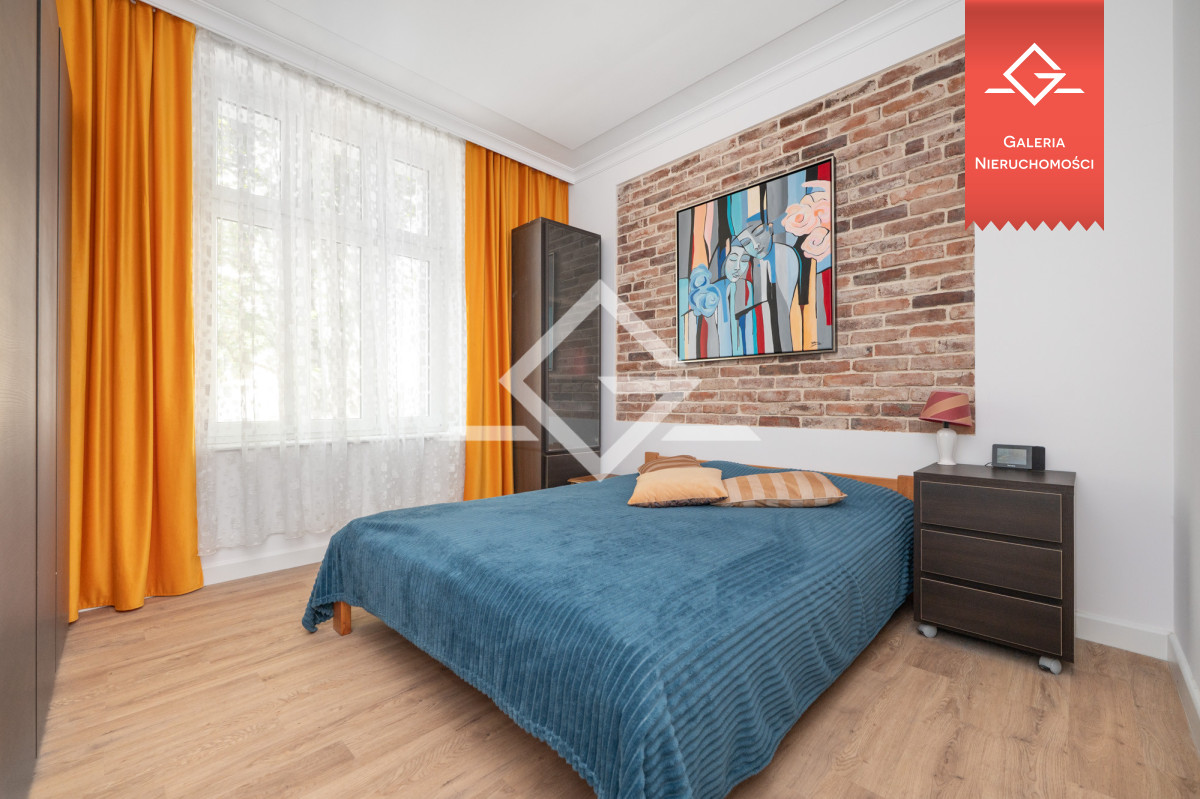 Dolny sopot|blisko plaży|kamienica|po remoncie