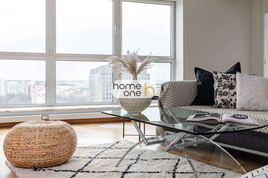 Elegancki apartament | 4 pokoje | taras | recepcja