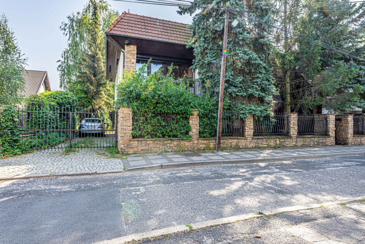 Ogrody, dom wolnostojący 250 m2