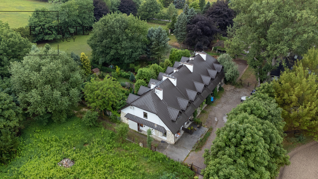 Wyjątkowy segment narożny przy stadninie koni | ogród 175 m²