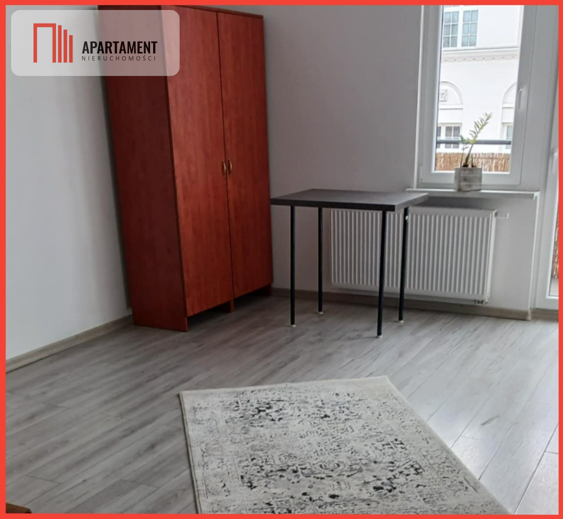 Komfortowe mieszkanie w kamienicy *centrum*