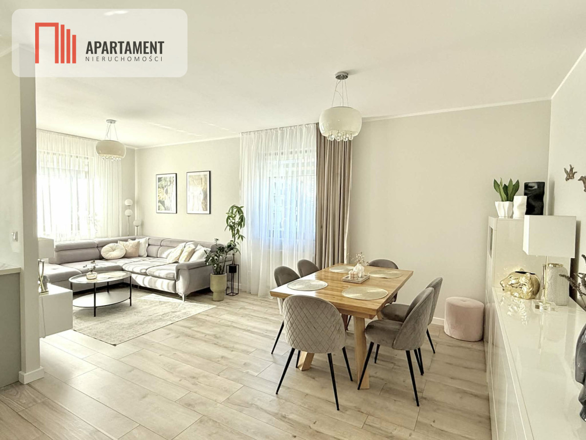 Nowoczesny apartament z dwoma balkonami oraz windą