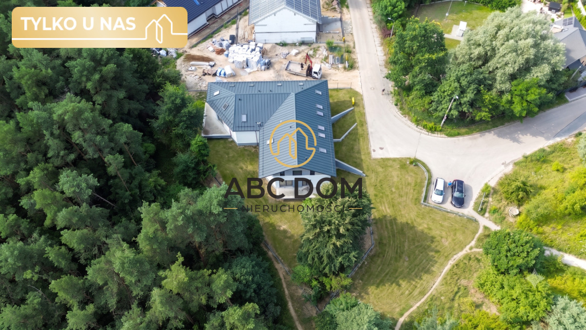 Bliżniak z halą garażową 145m2 i taras ponad 20m2