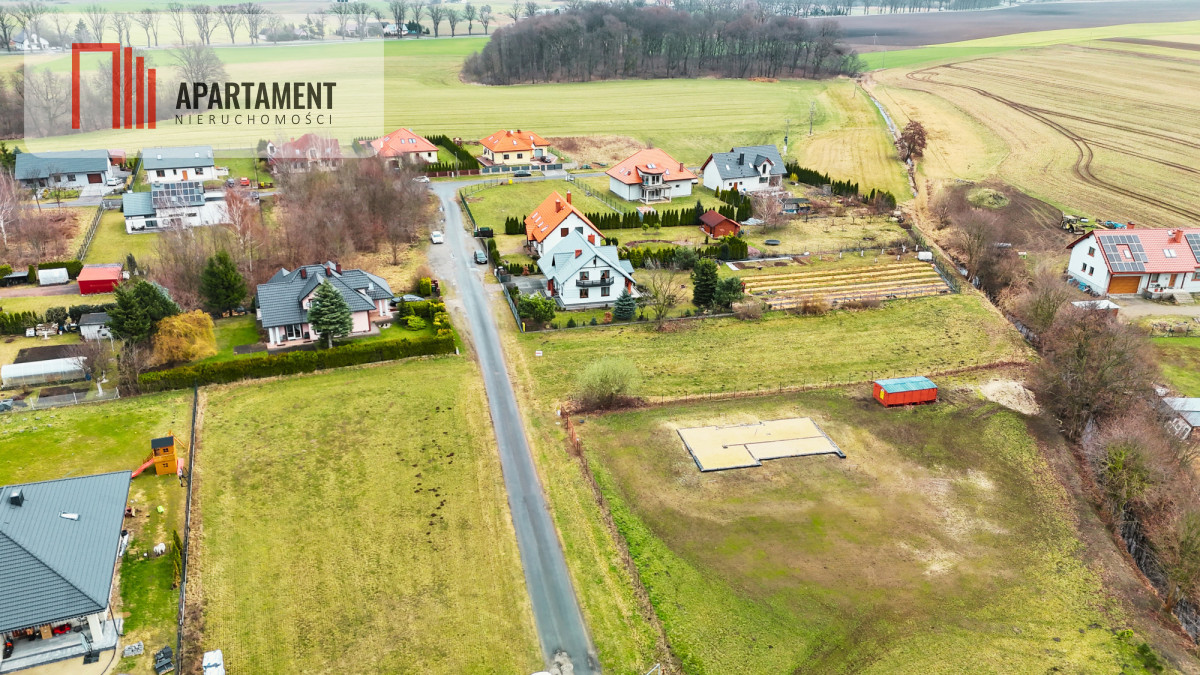 Działka kotomierz. media, asfalt, 1600m2