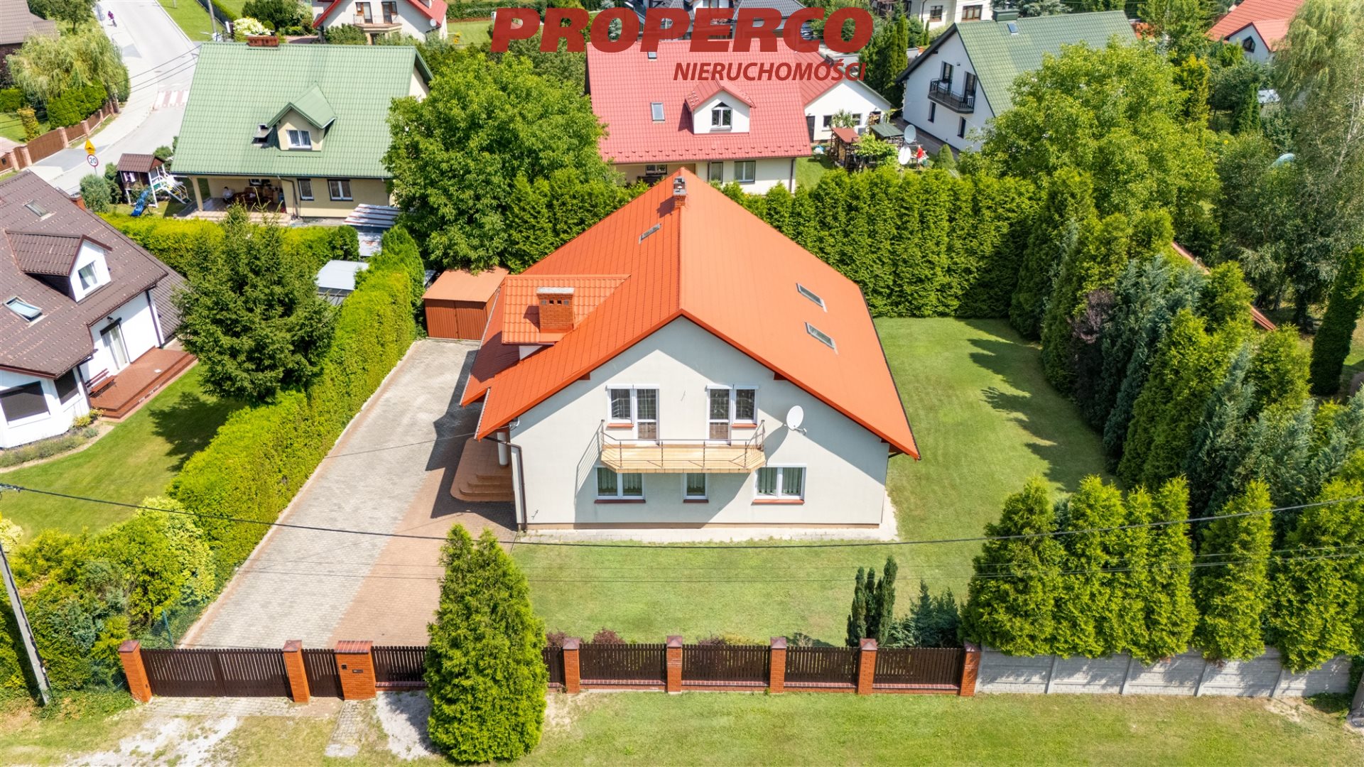 Dom 5 pok., pow. 182m2, piekoszów