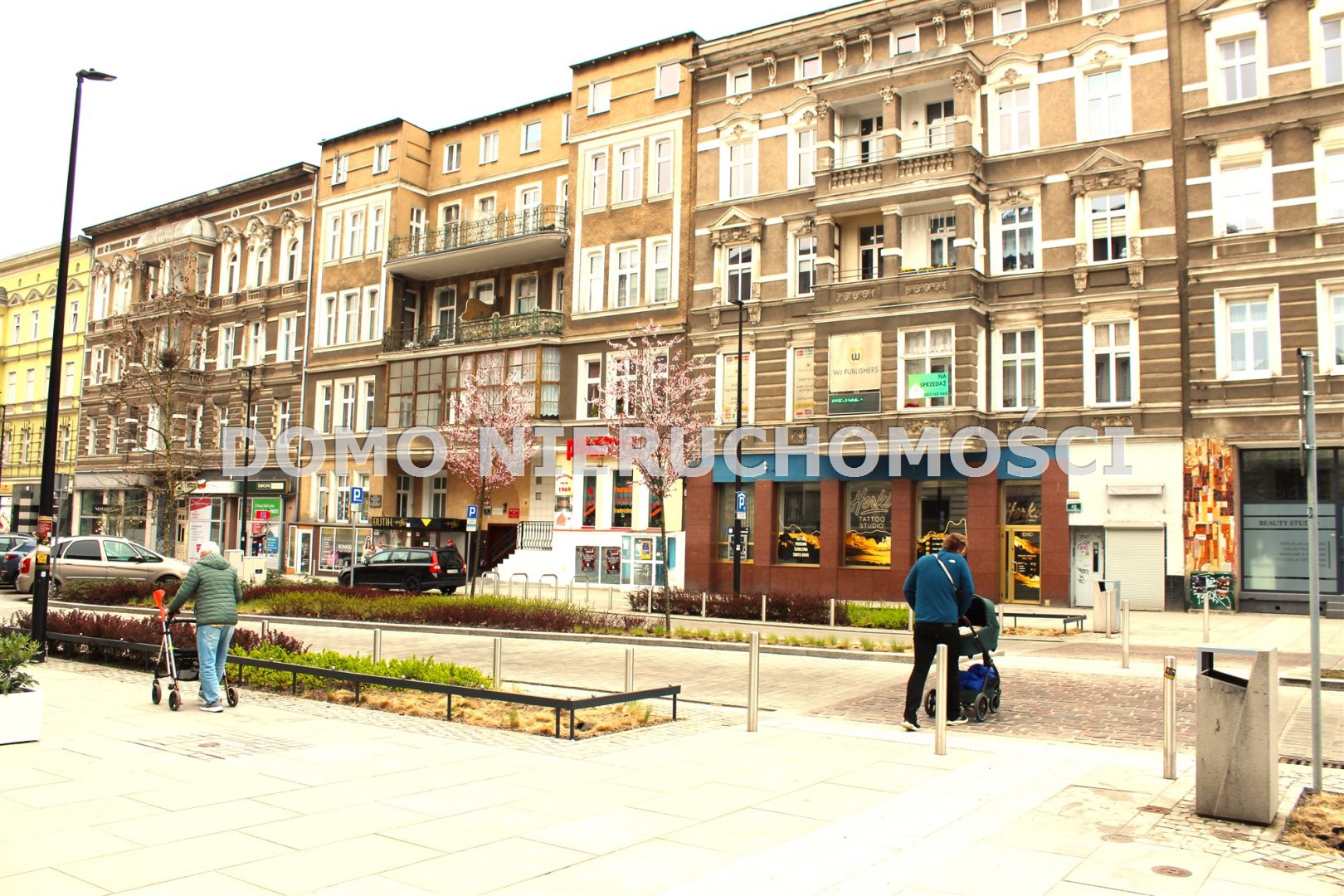 *al.wojska polskiego*1-sze piętro*balkon*